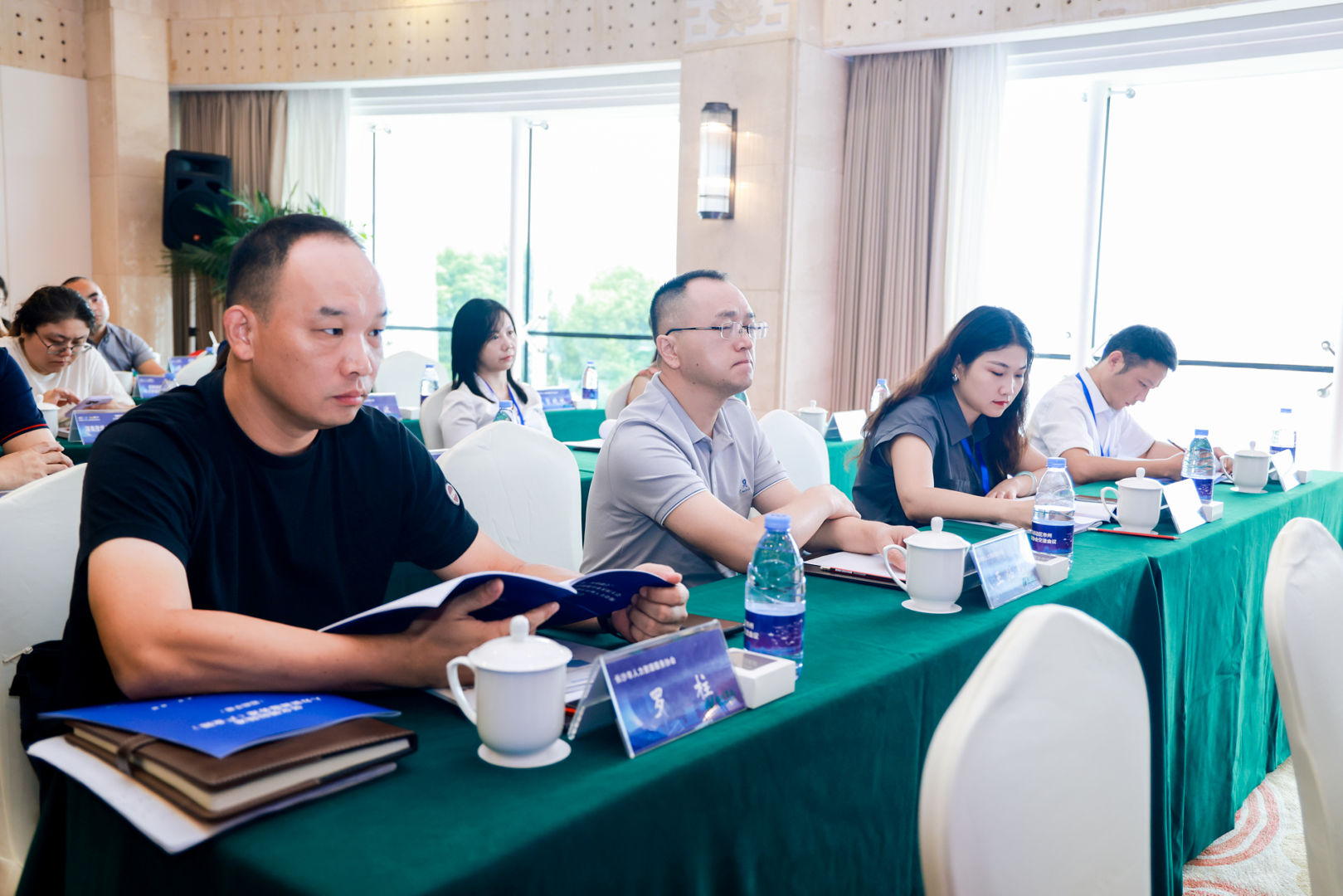 吉首市人力资源服务协会亮相湖南省第二届人力资源服务业发展大会 共筑五省边区人力资源合作新生态(图3)